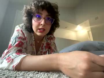 girl
        orchidladyllama cam image #162232