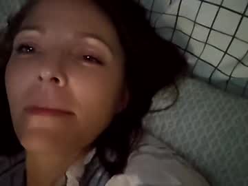 girl
        raelynn66 cam image #74635