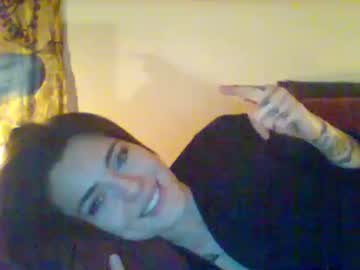 girl
        thea_chamelion cam image #129635