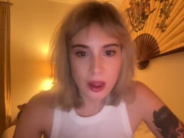 girl
        honey_gigi cam image #124031