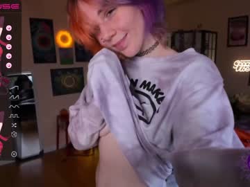 girl
        tricky_nymph cam image #17729