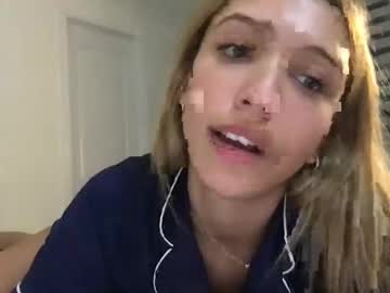girl
        paigesylviaa cam image #230138