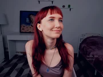 girl
        vanilla_lips cam image #126179