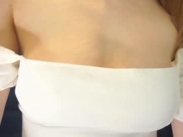 girl
        lunavinson cam image #86921