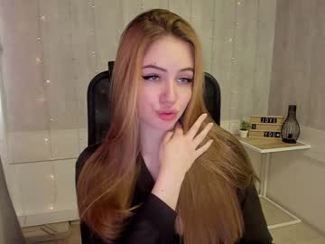 girl
        kiramystery cam image #74337