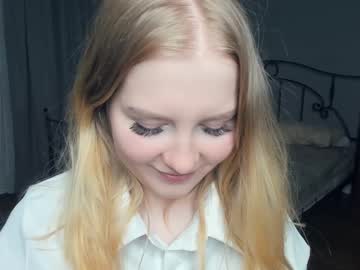 girl
        vicky_kiwi cam image #114555