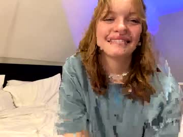 girl
        bibaby_ellie_ cam image #198779