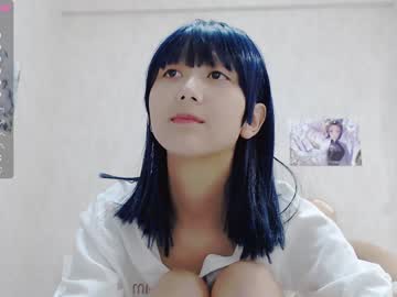 girl
        little_yena cam image #107645