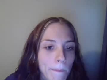 girl
        damningdaisy cam image #220412
