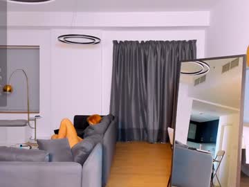 girl
        sonya__redhead cam image #199422