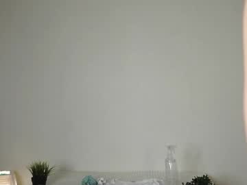 girl
        clementina_fermentina cam image #257704