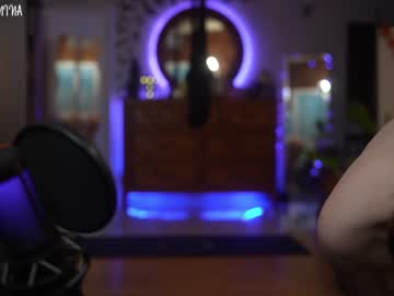 girl
        tinatopp cam image #8143