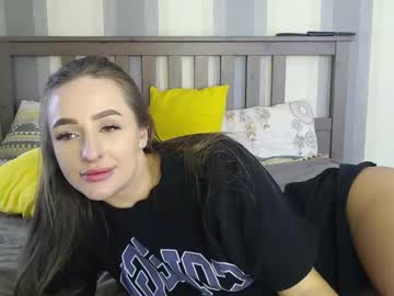 girl Hidden Sex Cam Live Stream with alicia_edwards