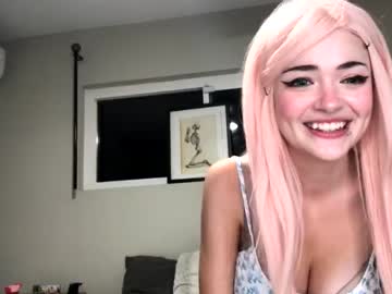 girl
        stellastassneyy cam image #132400