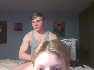 couple
        jjswrldd cam image #69041