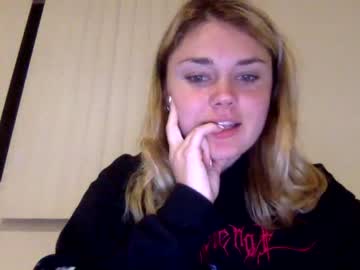 girl
        cassidyyqueen cam image #82187