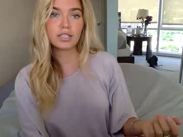 girl
        littlemaryjane19 cam image #109525