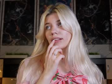 girl
        victoriabeverly cam image #207749