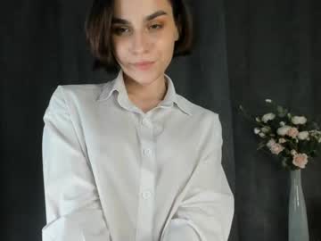 girl
        asecondsoul cam image #180673