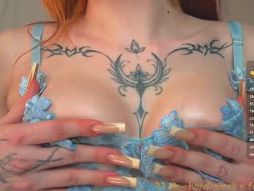 girl
        dina_meat cam image #209860