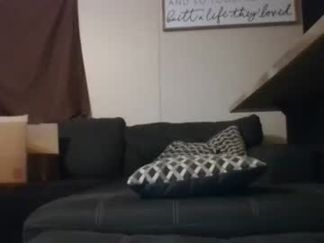 girl
        badbunny19_ cam image #134936