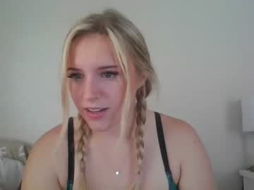 girl
        dumb_blonde69 cam image #98622