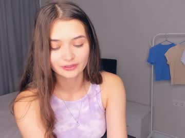 girl
        juliaaguilar cam image #113700