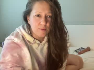 girl
        adorbspop cam image #114702