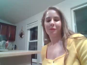 girl
        nilkibunnyxo cam image #155361