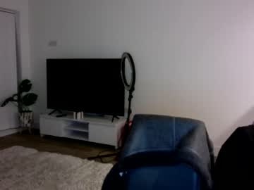 couple
        kaciandleon cam image #140118