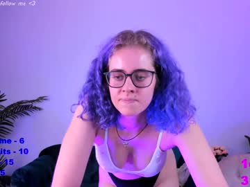 girl Hidden Sex Cam Live Stream with evelyn_ray