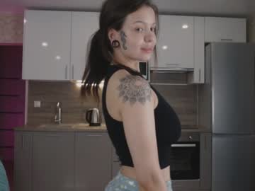 girl
        space___girl cam image #120897