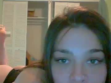 couple
        hornyfucks420 cam image #43763