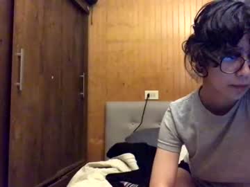 girl
        duraznitapetite cam image #171994