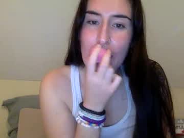 girl
        msrubyhayes cam image #195664