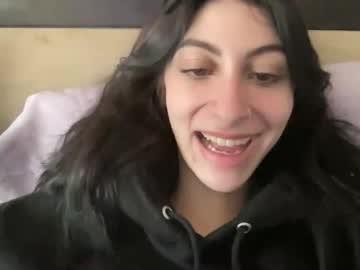 girl
        sup3rn0v4g1rl cam image #238315
