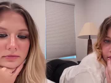 girl
        lunahadley cam image #209837