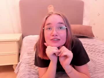 girl
        saymeowpls cam image #197134