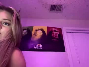 girl
        amberlicioussss cam image #239340