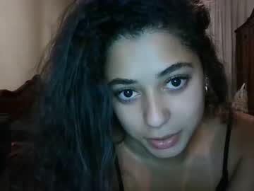 girl
        sabrina171120 cam image #57171