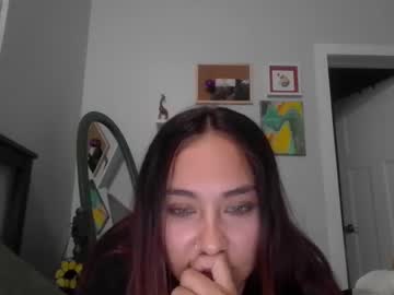 girl
        randy699669 cam image #126027