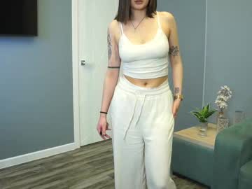girl
        dawndodson cam image #236836