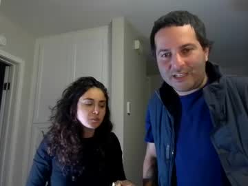couple
        docdre69 cam image #255007