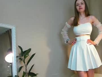 girl
        charming_angel_ cam image #167778