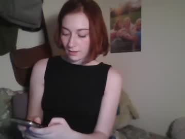 girl
        daddysdollhouse cam image #131943