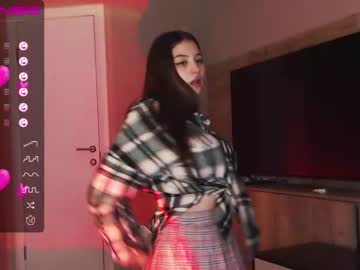 girl
        agata_krowly cam image #40942