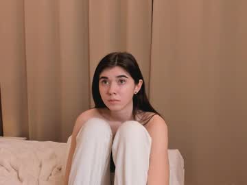 girl Hidden Sex Cam Live Stream with katiebarfield