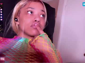 girl
        princessnaijha cam image #88385