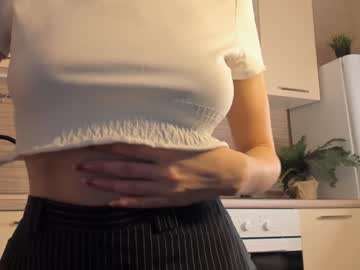 girl
        aimeerogers cam image #70943