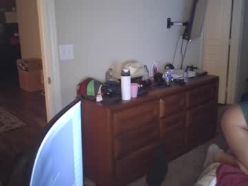 couple
        yourgf86 cam image #192812